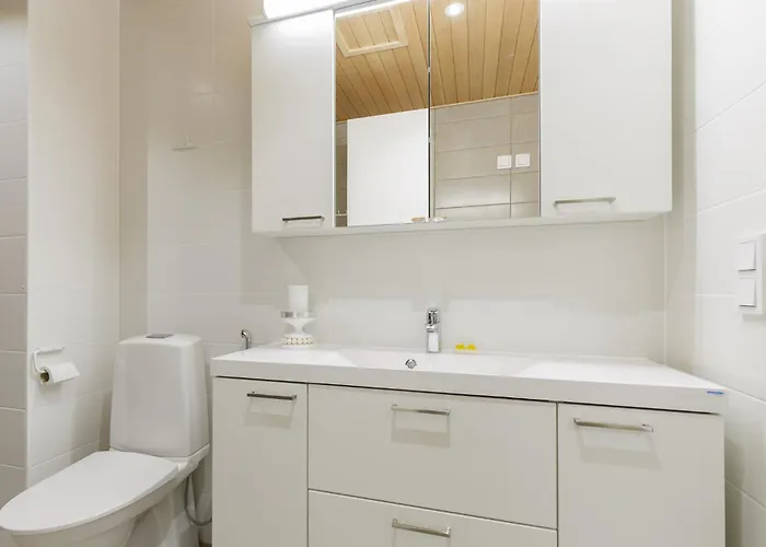 아파트 Marina 1 Bedroom By Hiekka - Sisaeltaeae Liinavaatteet Ja Loppusiivouksen *