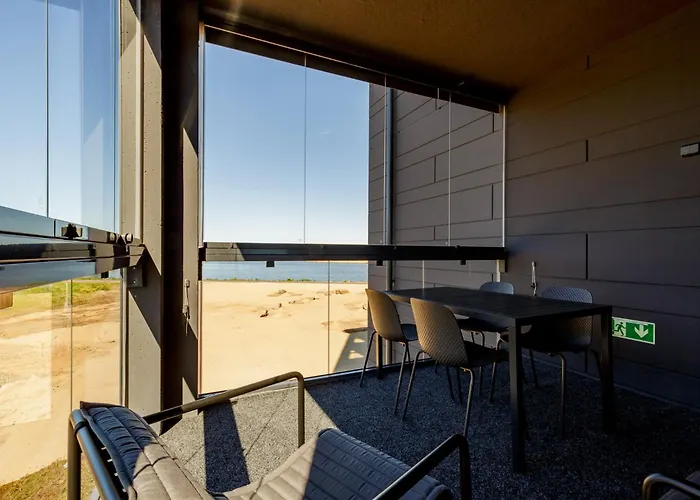 Marina 1 Bedroom By Hiekka - Sisaeltaeae Liinavaatteet Ja Loppusiivouksen 아파트 *